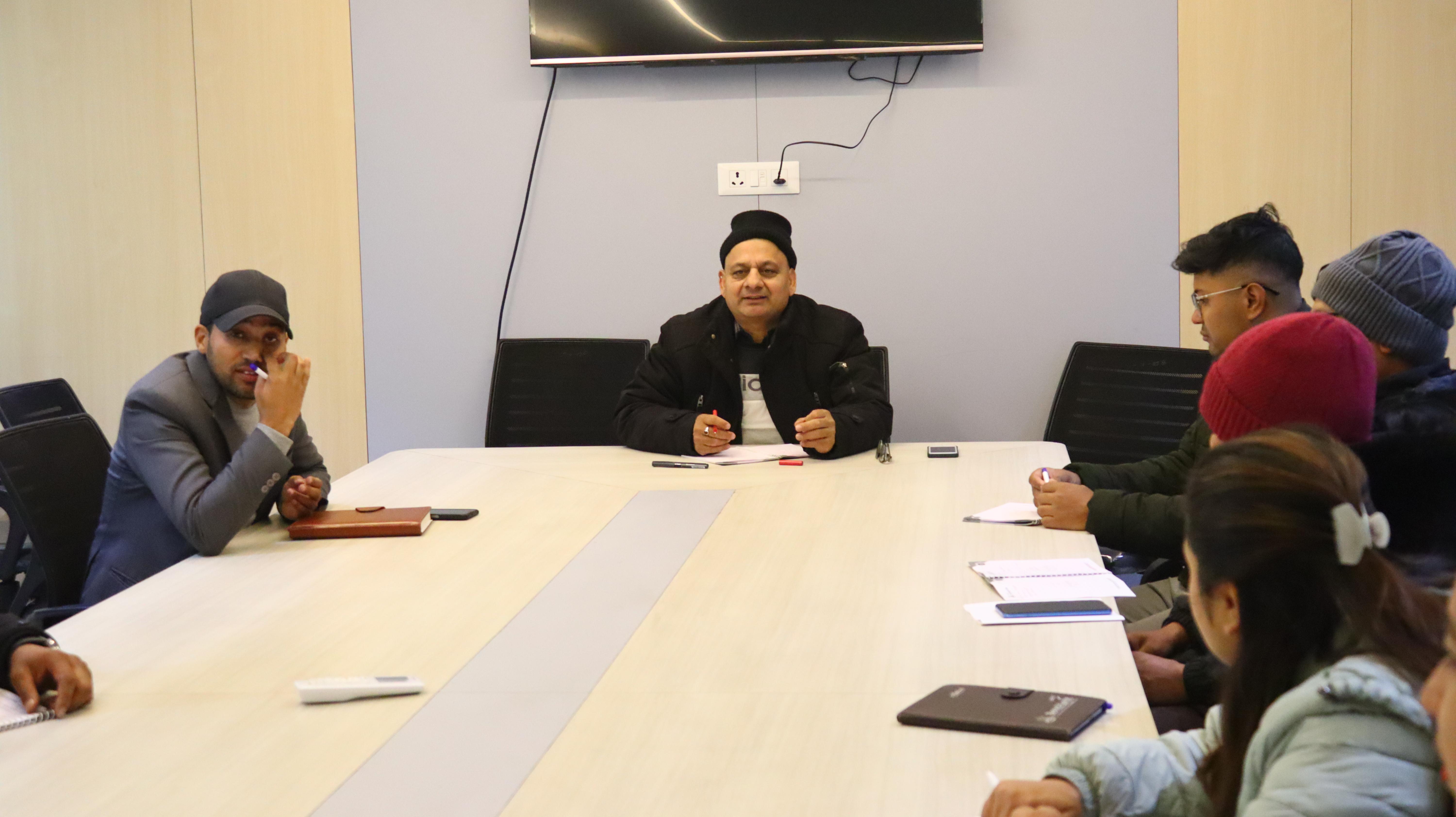 Staff Meeting (2082-10-14)